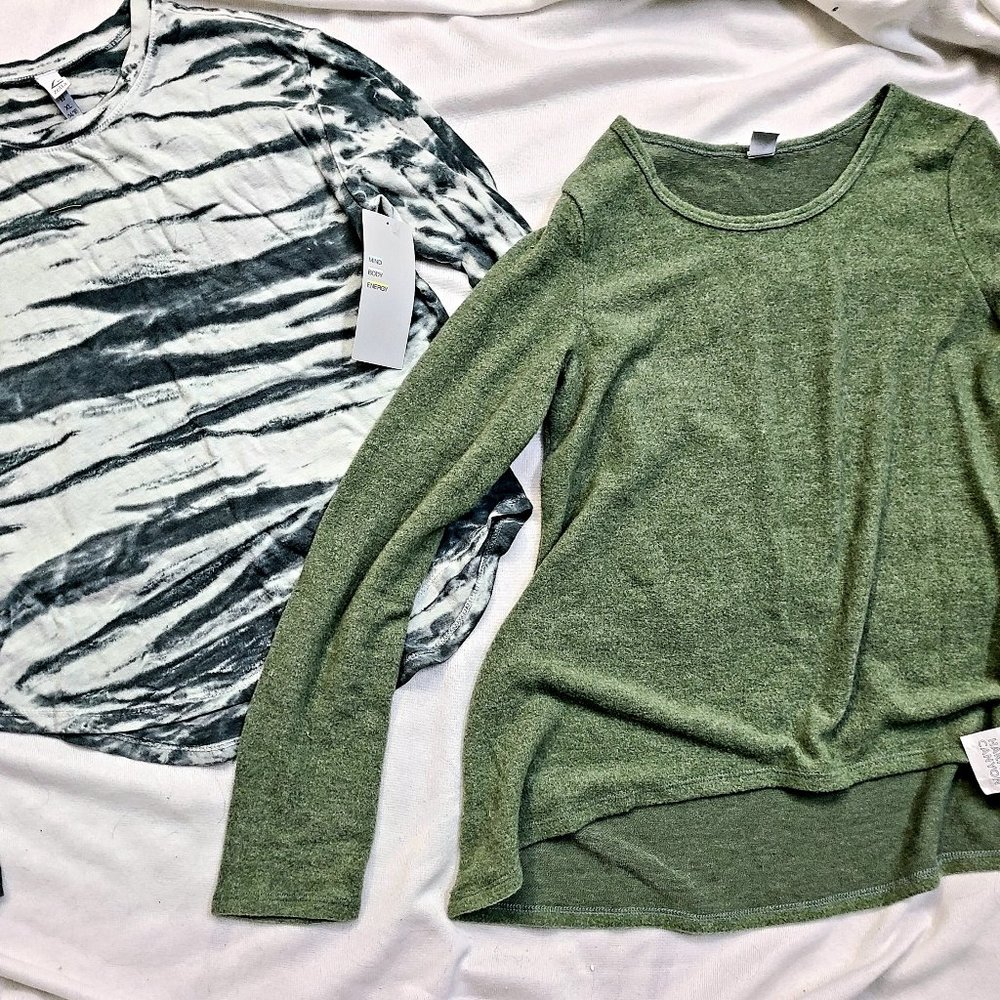 New with tags Girls sz 14-16 zella 2 long sleeve shirts
